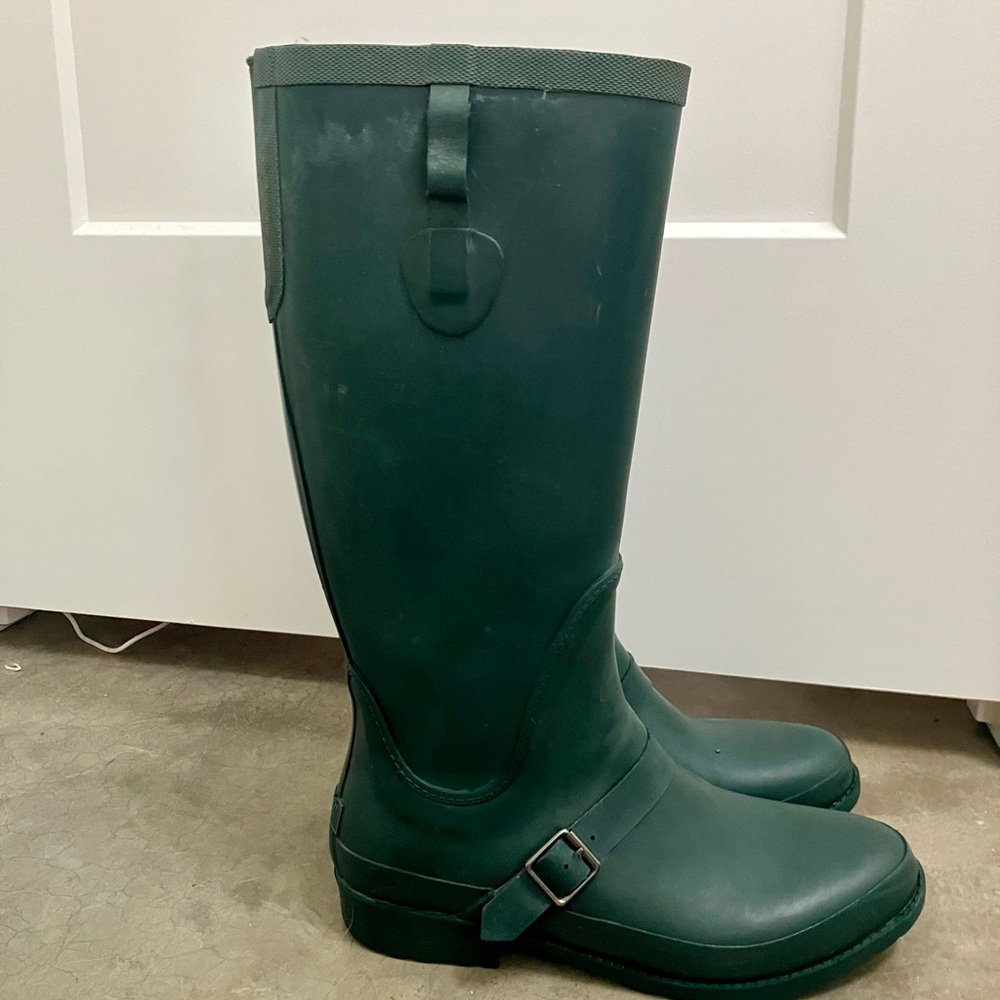 LL Bean Green Tall Wellies - Picture 4 of 9